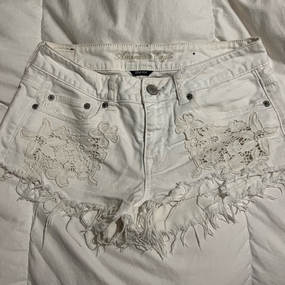 White American Eagle Short Shorts with Lace Design